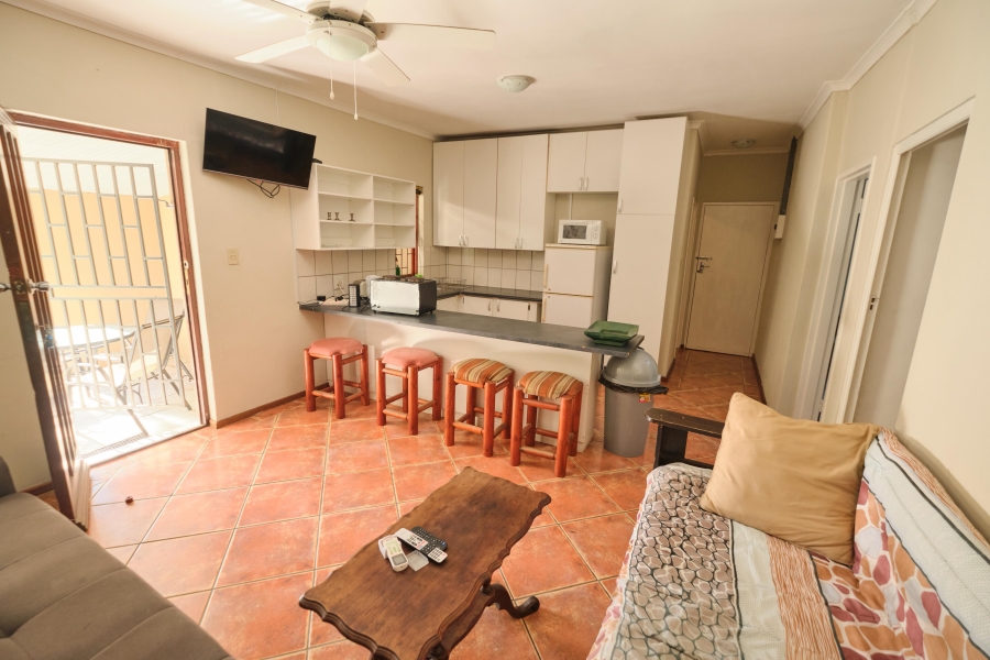 6 Bedroom Property for Sale in Schoongezicht Western Cape
